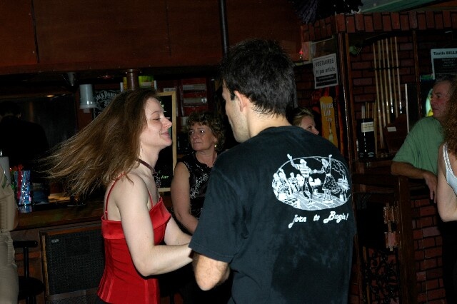 min 2005 12 04 sharkys 135